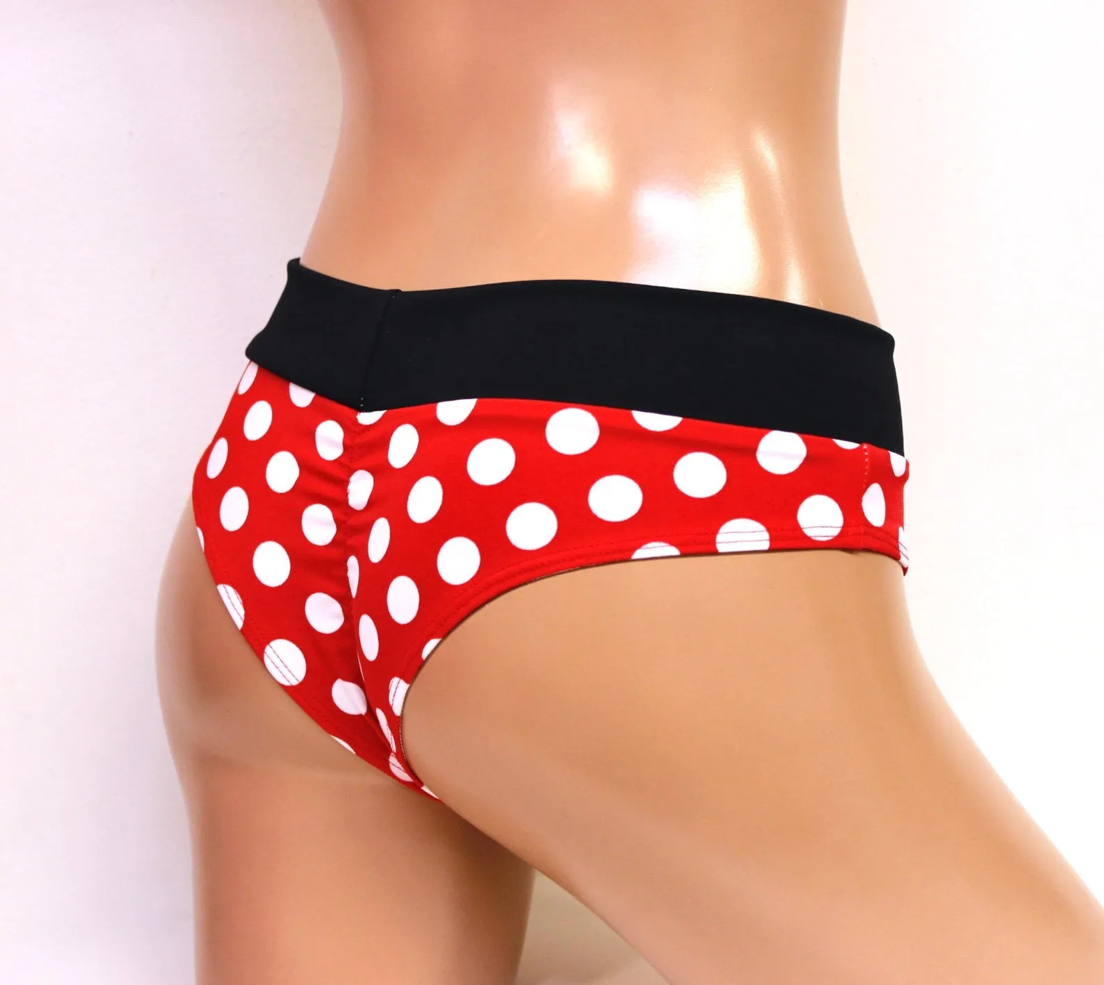 Polka Dot Pin-Up Bikini in Red