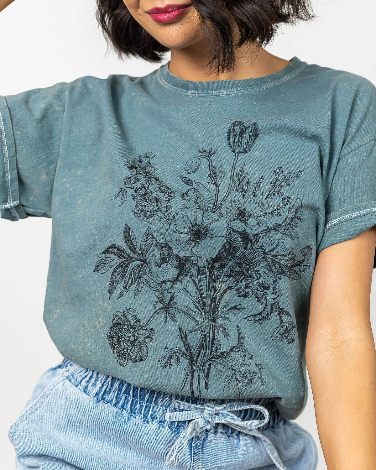 Wild Bouquet Distressed Graphic T-Shirt | XS-2XL