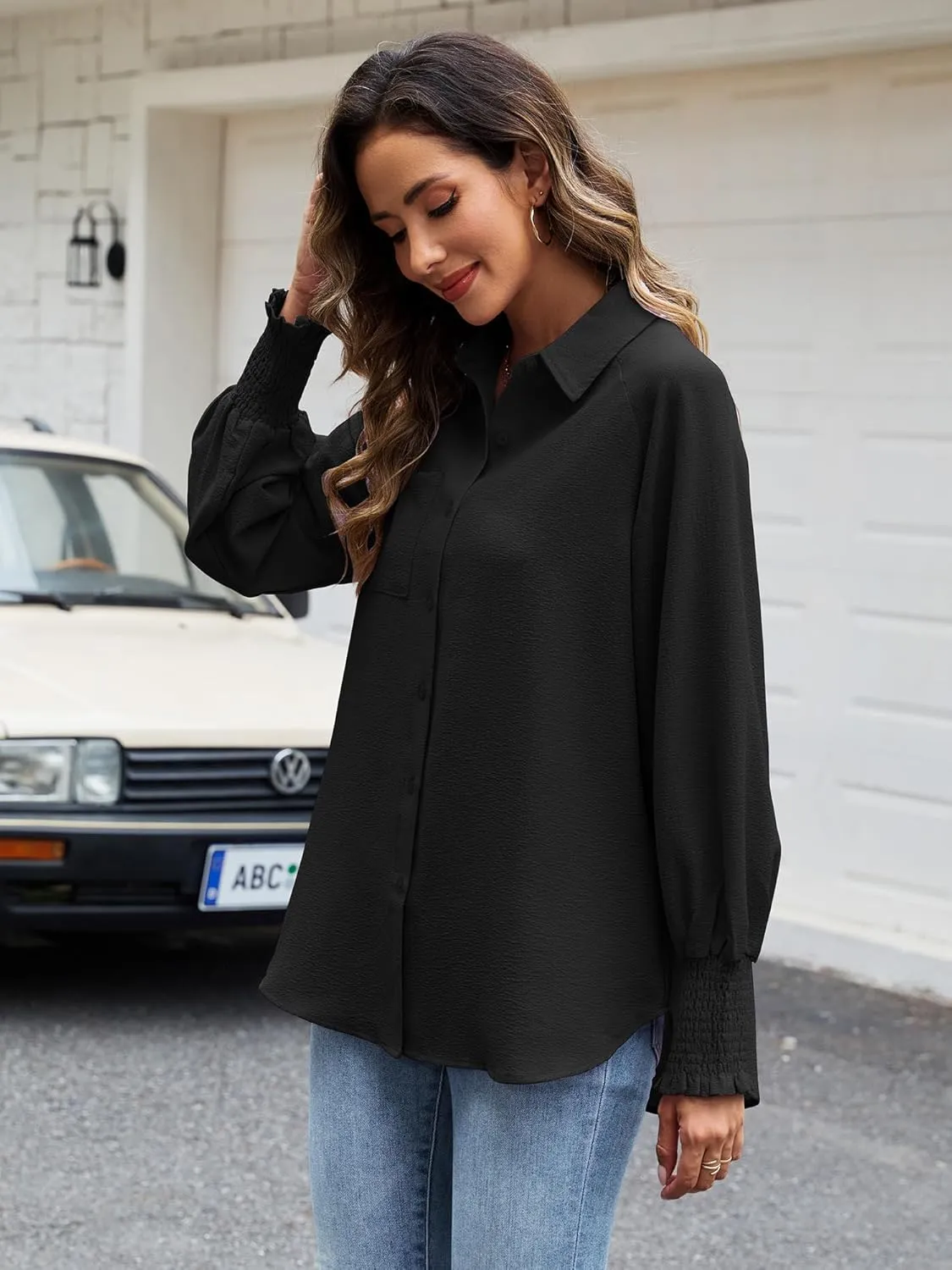 Womens Striped Button Down Shirts Smocked Puff Sleeve Boyfriend Blouse Collar Oversized Work Tops with Pocket